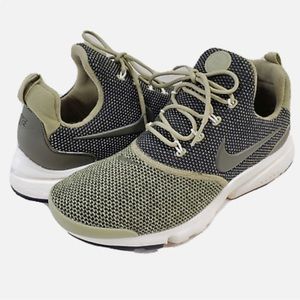 *SOLD* NIKE Presto Fly Knit SE Olive Green 910570-200 Shoes